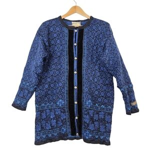 Dale of Norway pure new wool Knit Button front Cardigan
